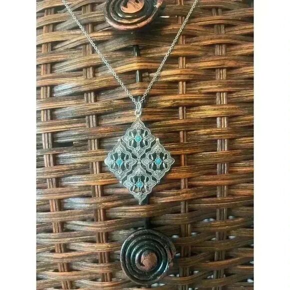 Silver & Turquoise tone Beaded diamond Pendant Necklace western feminine ranch - Picture 2 of 5